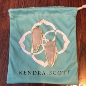 Light pink Kendra Scott arrowhead earrings